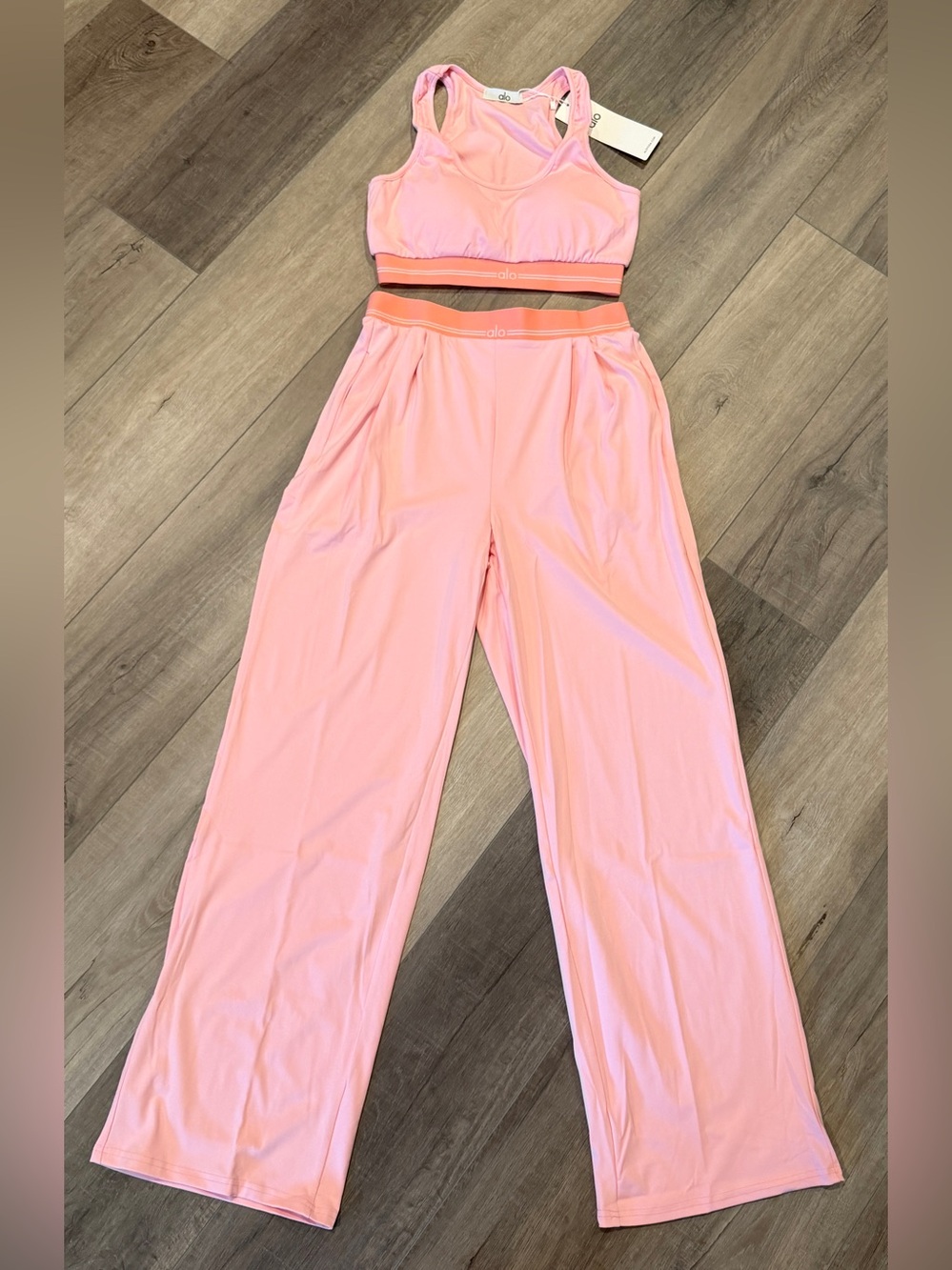 ALO Yoga Pink Wide-Leg Lounge Pants & Matching Sports Br